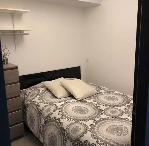 T2 Recent Climatise A 100m Du Port 公寓 *