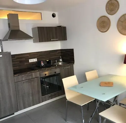 T2 Recent Climatise A 100m Du Port 普罗普里亚诺